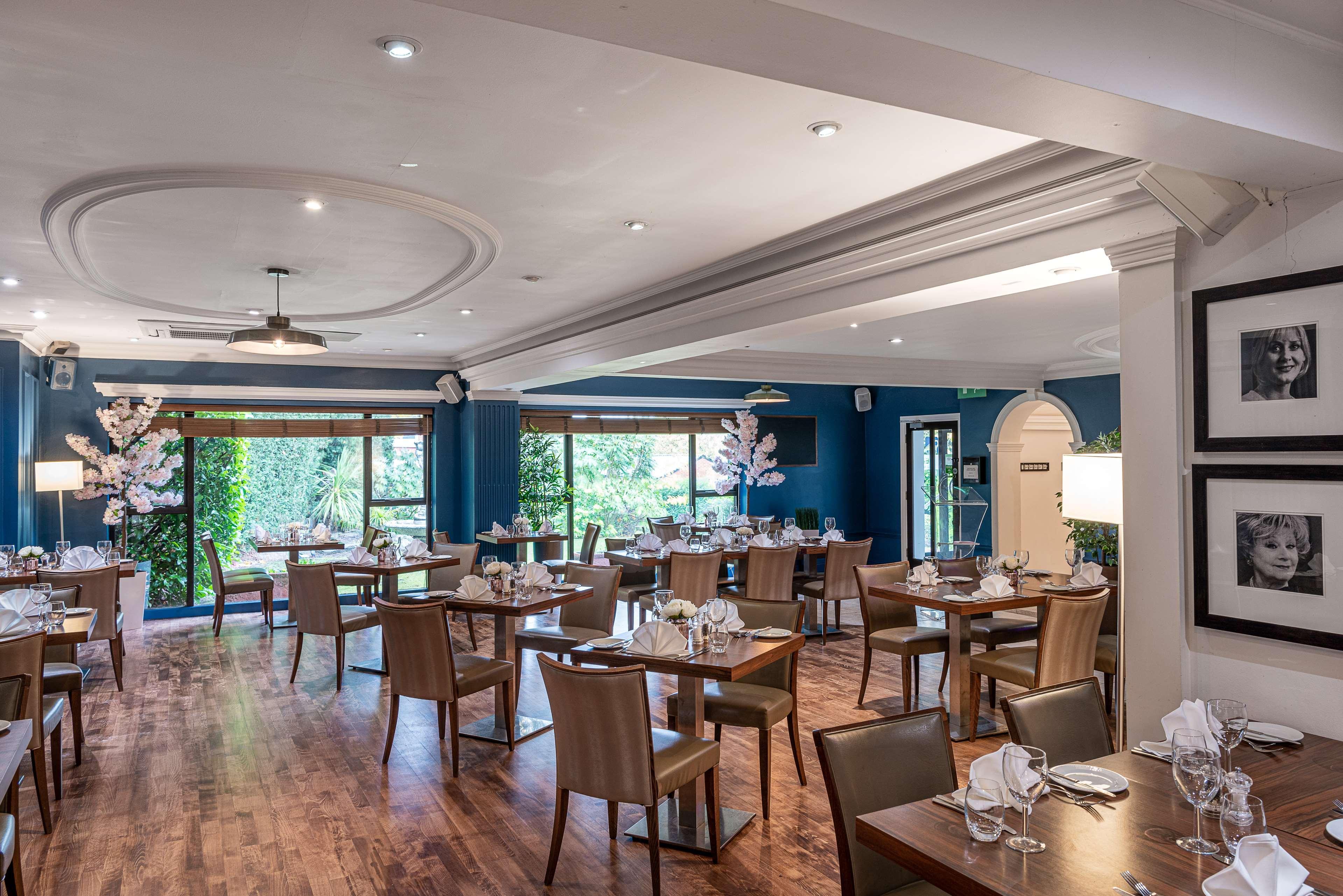 Holiday Inn - Manchester - Oldham By Ihg المظهر الخارجي الصورة