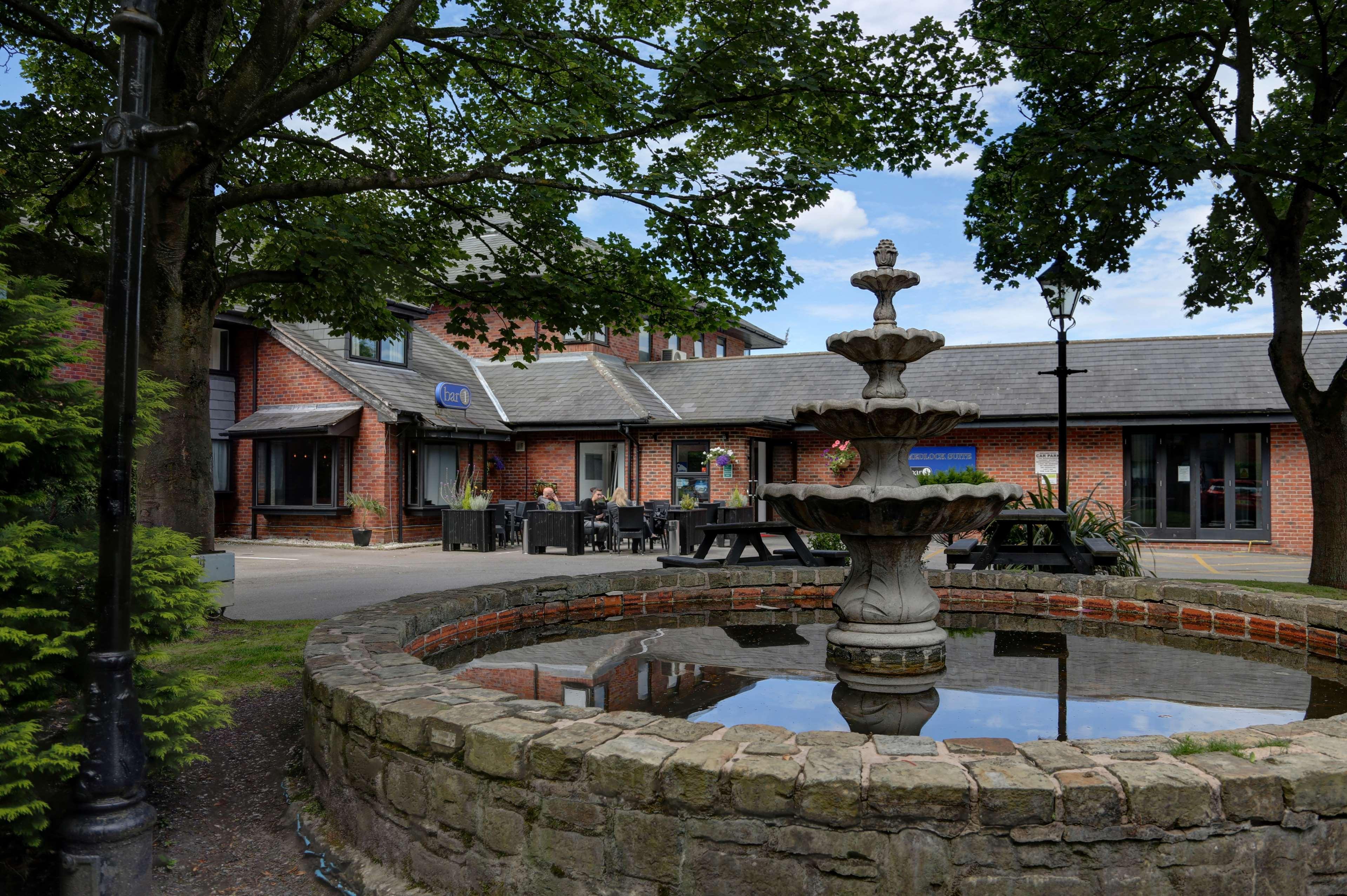 Holiday Inn - Manchester - Oldham By Ihg المظهر الخارجي الصورة