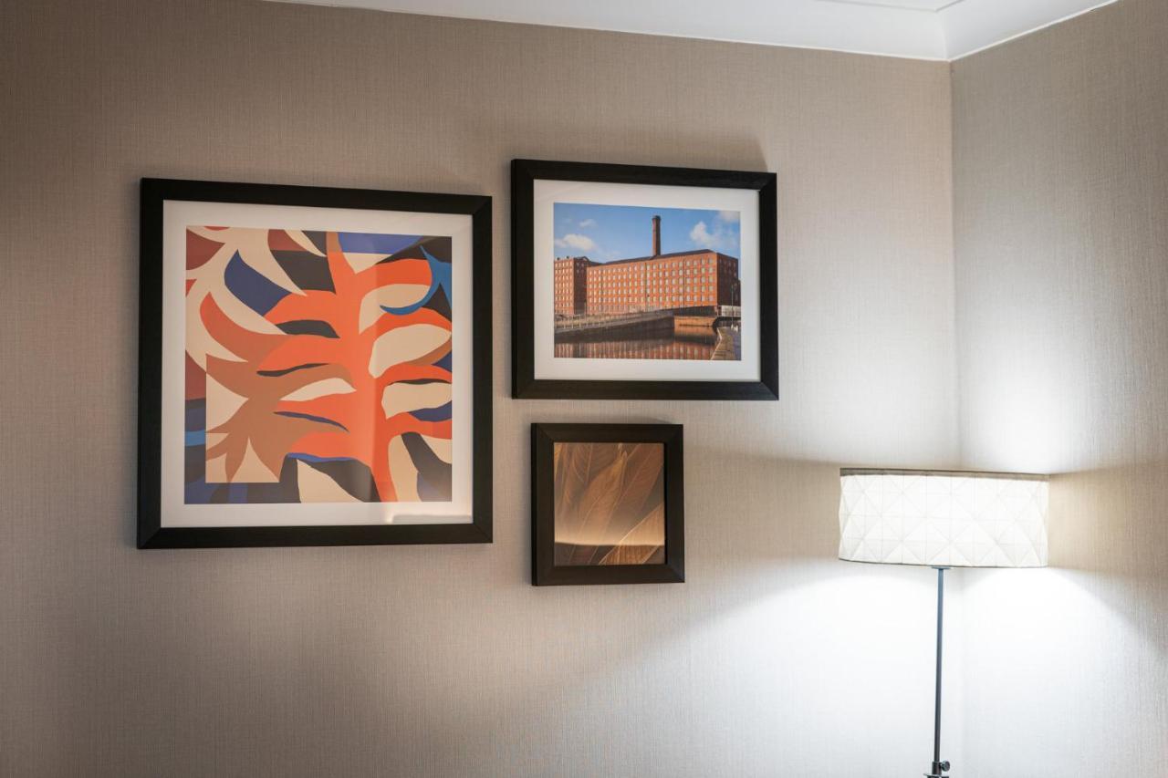 Holiday Inn - Manchester - Oldham By Ihg المظهر الخارجي الصورة