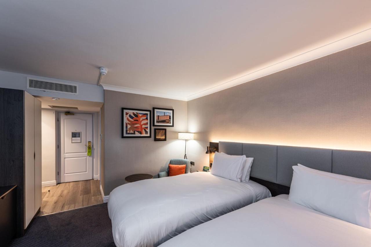 Holiday Inn - Manchester - Oldham By Ihg المظهر الخارجي الصورة