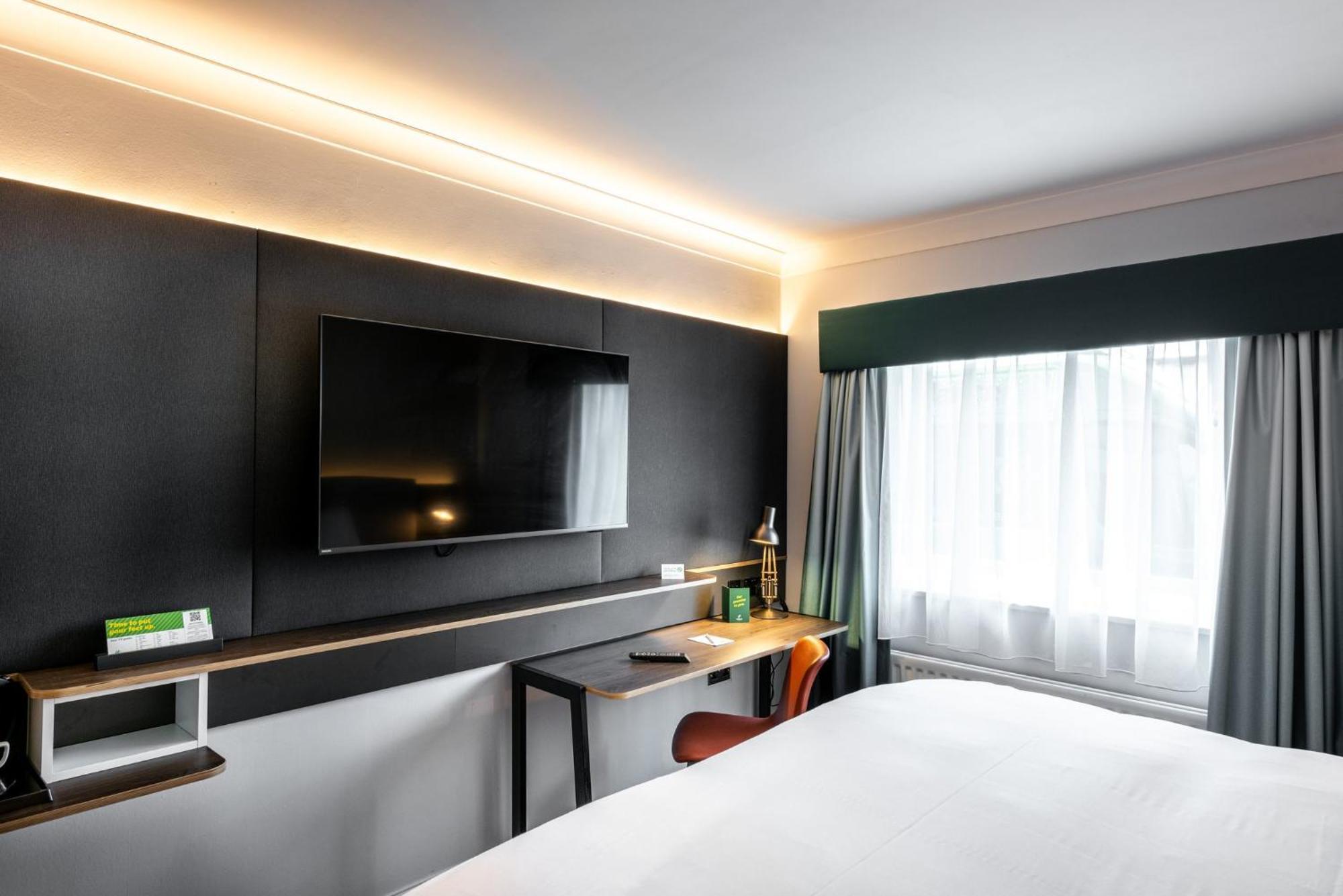Holiday Inn - Manchester - Oldham By Ihg المظهر الخارجي الصورة
