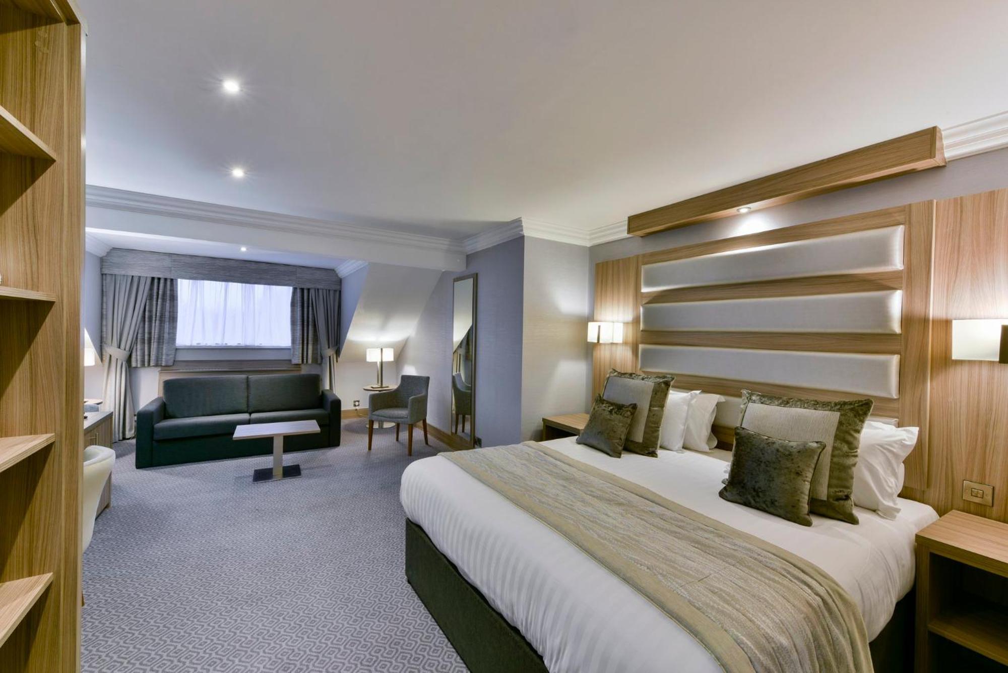 Holiday Inn - Manchester - Oldham By Ihg المظهر الخارجي الصورة