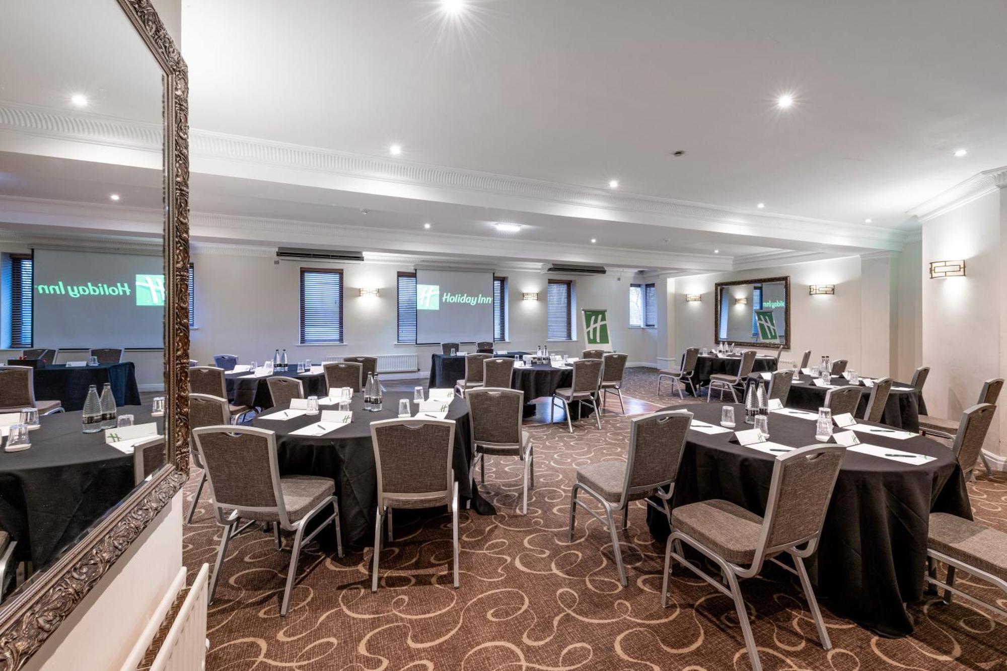 Holiday Inn - Manchester - Oldham By Ihg المظهر الخارجي الصورة