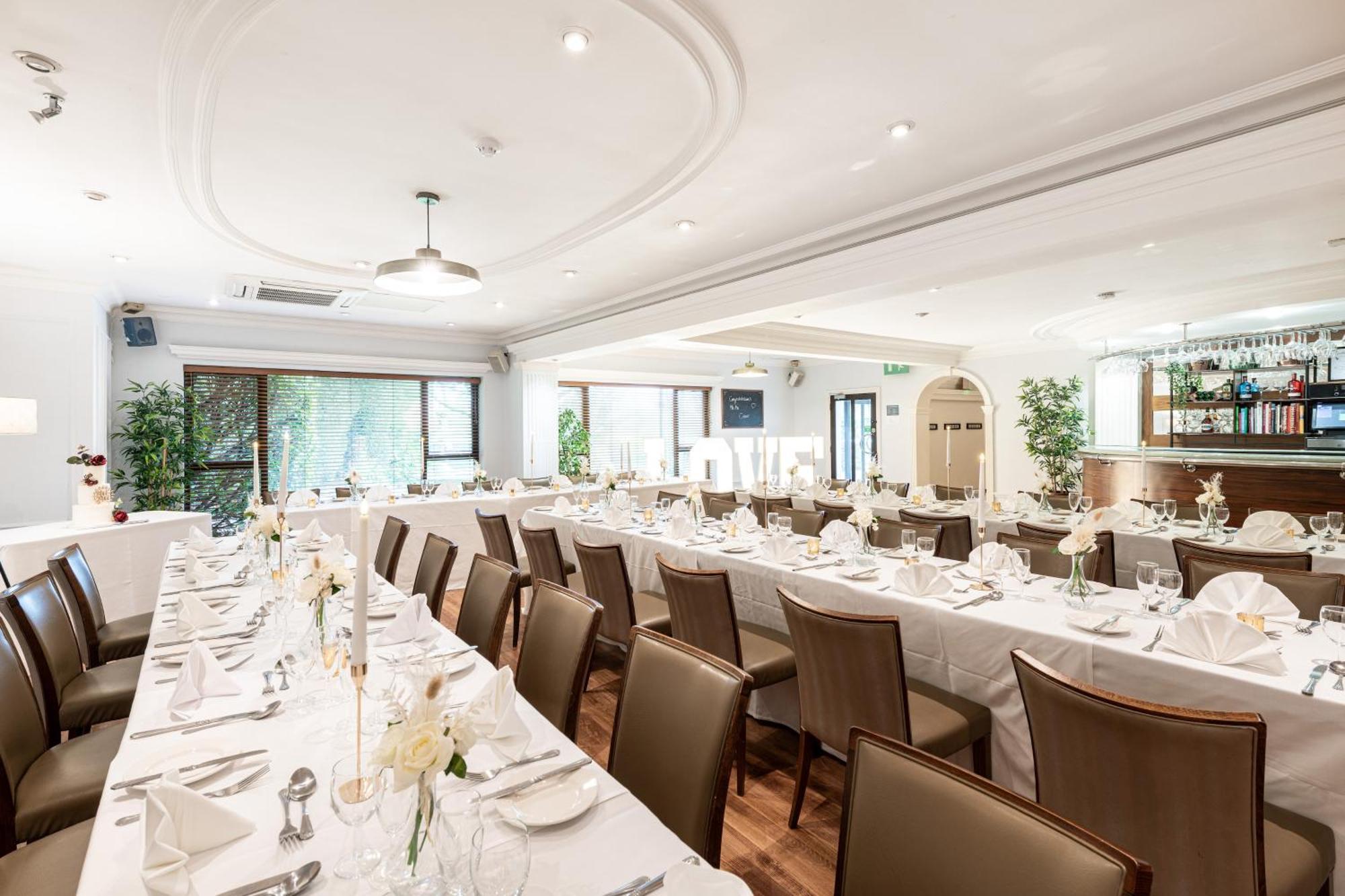Holiday Inn - Manchester - Oldham By Ihg المظهر الخارجي الصورة
