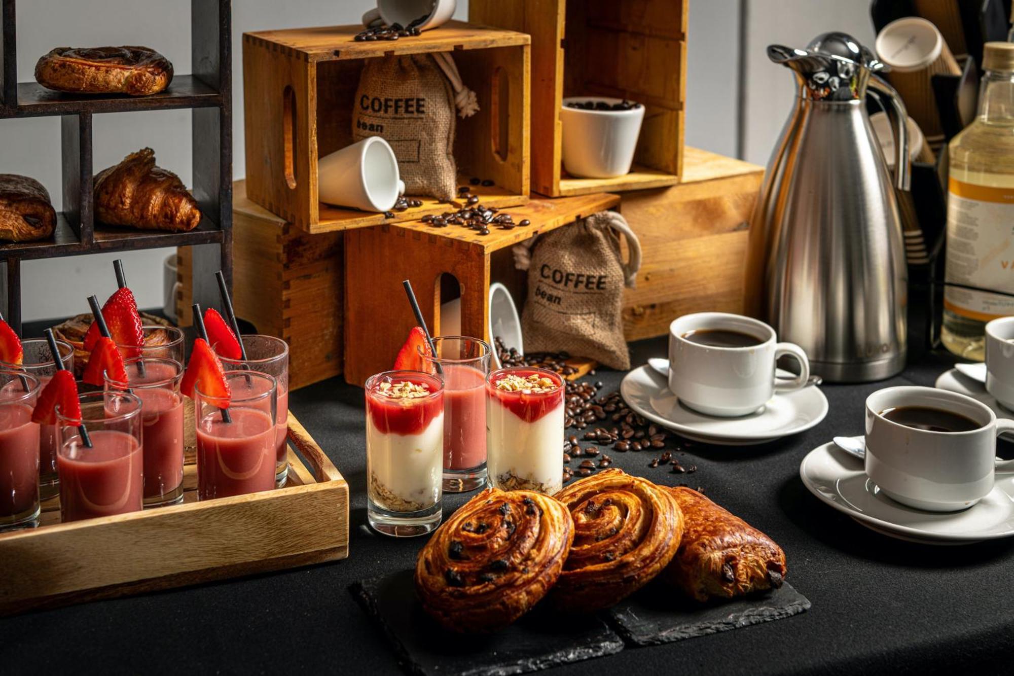 Holiday Inn - Manchester - Oldham By Ihg المظهر الخارجي الصورة